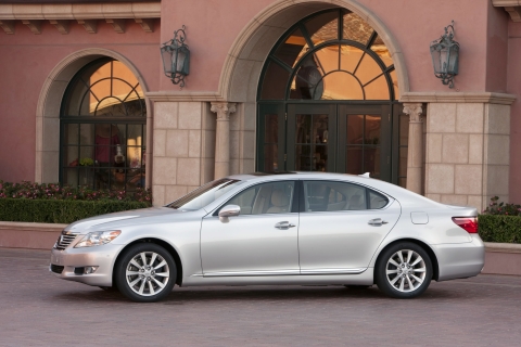 2010 Lexus LS460L