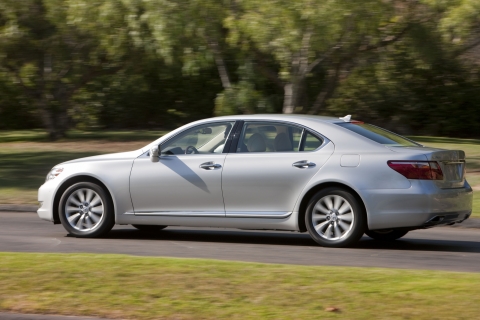 2010 Lexus LS460L