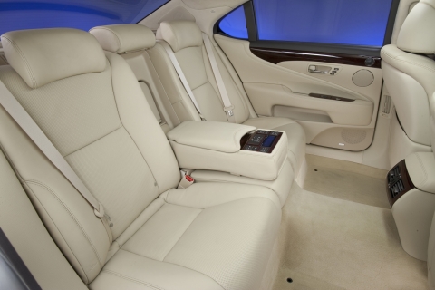 2010 Lexus LS460L