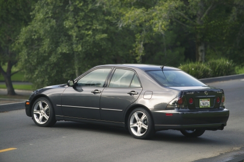 2005 Lexus IS300